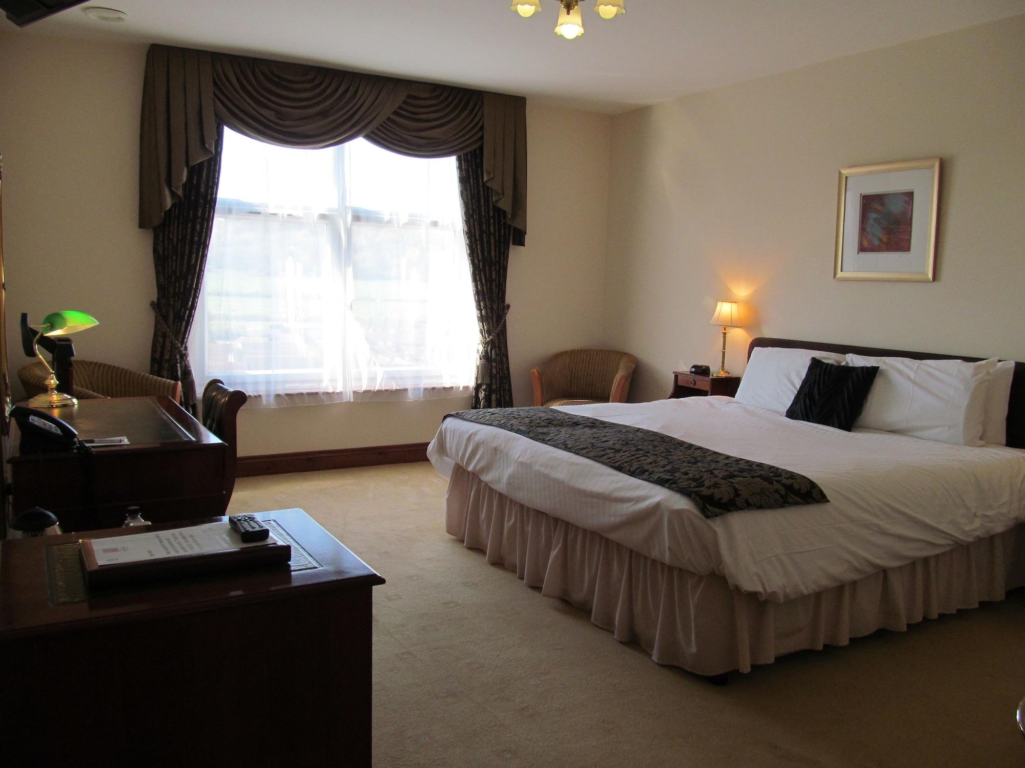 The Shrubbery Hotel, Ilminster Exterior photo